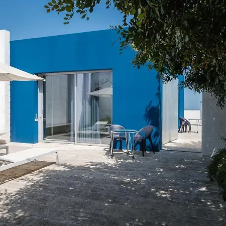 Calcebianca Остуни