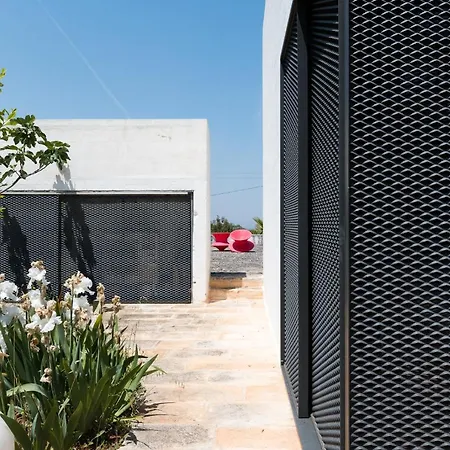 Calcebianca Остуни