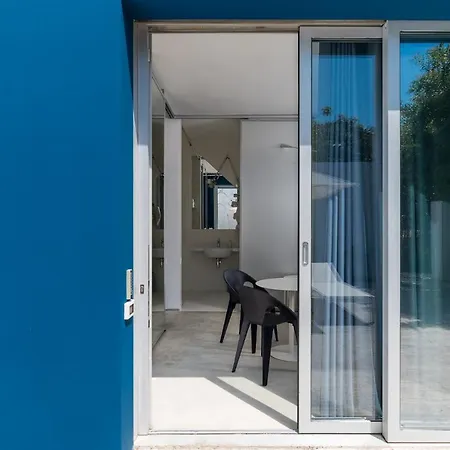 Calcebianca 4* オストゥーニ