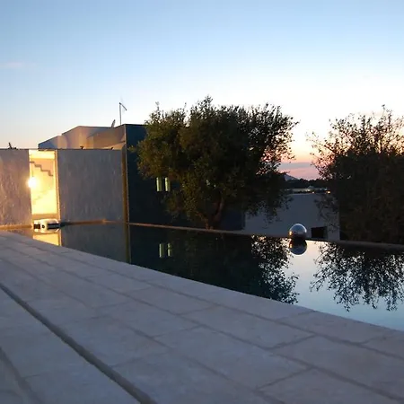 Calcebianca Oda ve Kahvaltı 4*