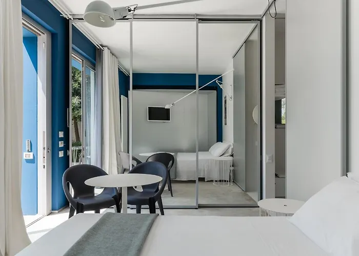 Nocleg ze śniadaniem Calcebianca 4*