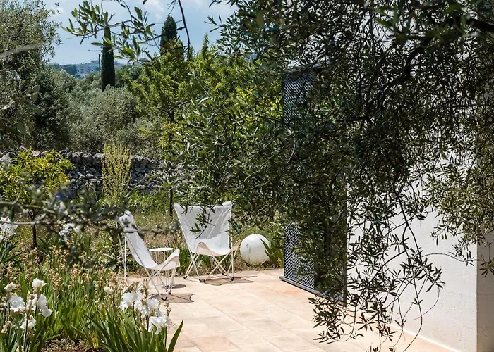 Nocleg ze śniadaniem Calcebianca 4*